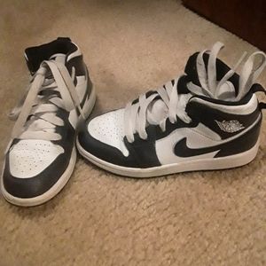 Boys Navy Blue OG Jordans